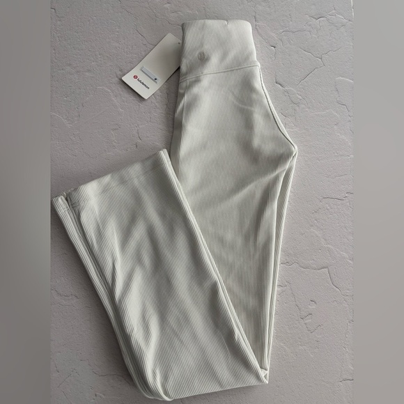 Lululemon Brushed Softstreme Rib Zip Flare 32.5” - Picture 3 of 3